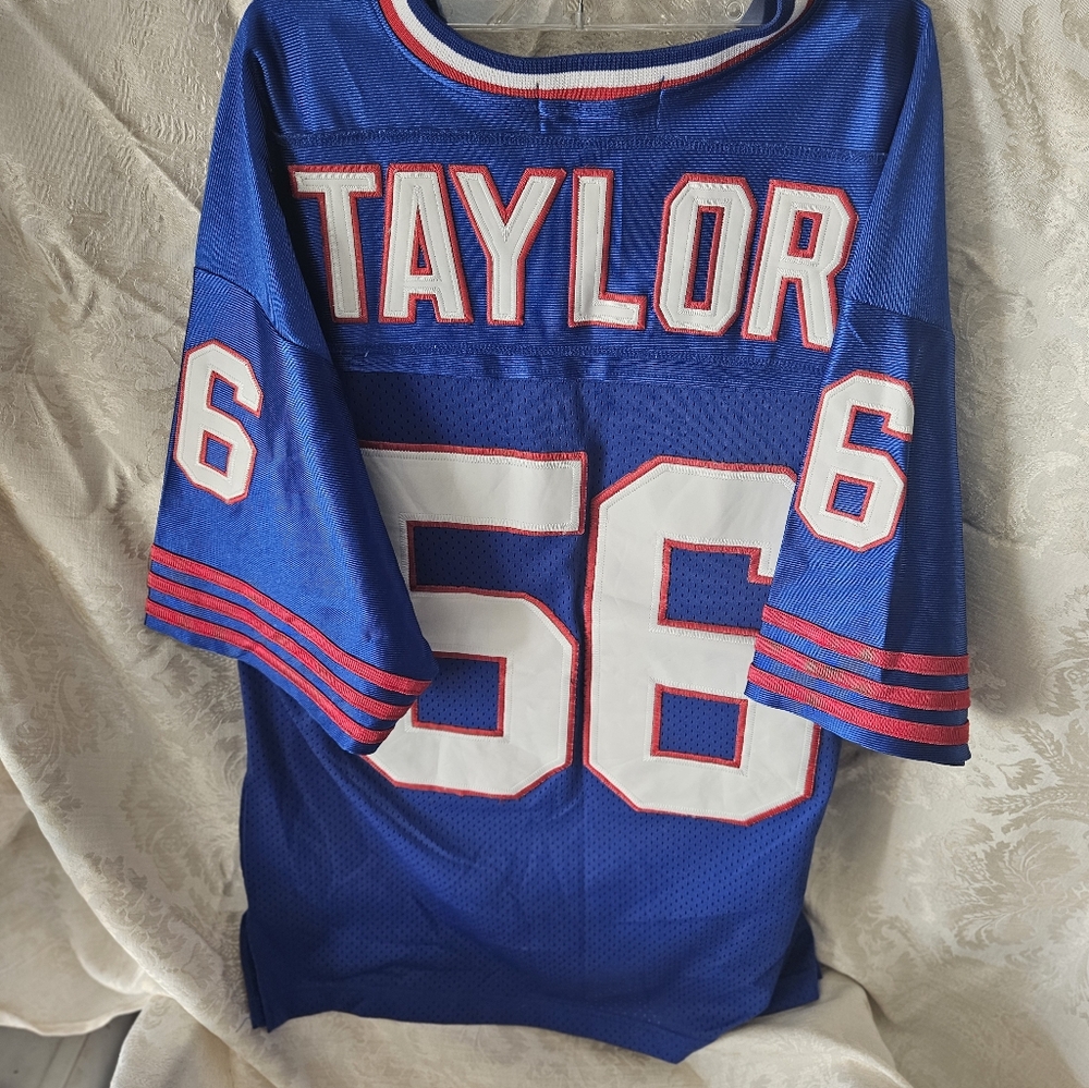 NY GIANTS LAWRENCE TAYLOR 56